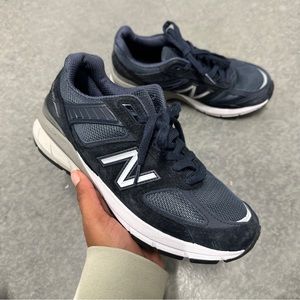 New Balance W990v5 Running Shoe, Navy/Sliver, Size 7.5 B, Made in USA